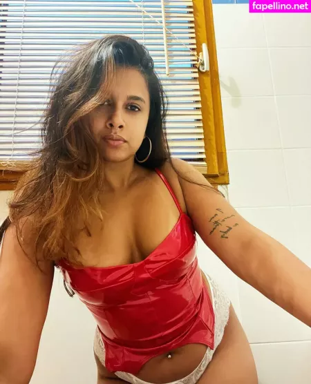 Tracy De Sa 1 OnlyFans Thumbnail #W3heQMJwIe