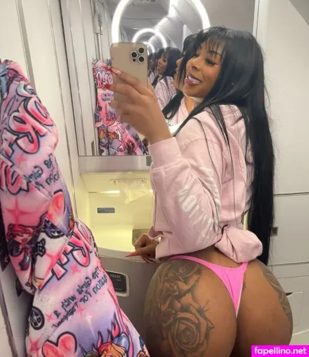 Trans Ebony OnlyFans Thumbnail #daRG7zAs6z