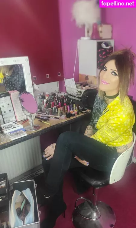 Trans Lola Perron OnlyFans Thumbnail #QzIUPIQAE9