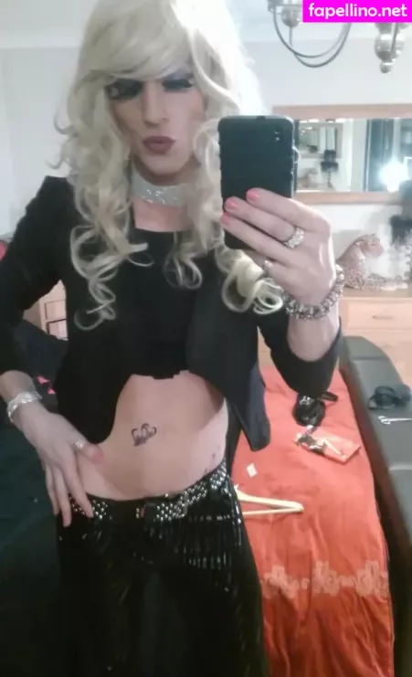 Trans Lola Perron OnlyFans Thumbnail #oMbOd5l984