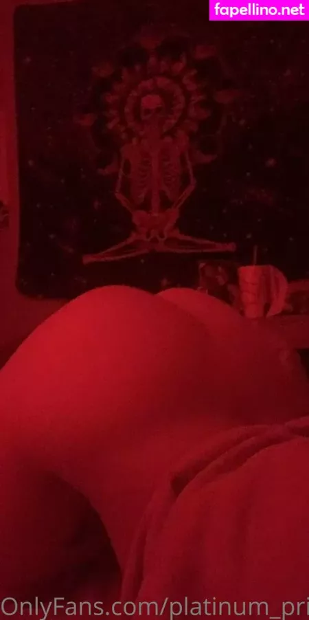 Trap House Mom 1 OnlyFans Thumbnail #SJTaevo23m