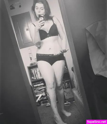 Trash Princess OnlyFans Thumbnail #xE8SSNWy1d