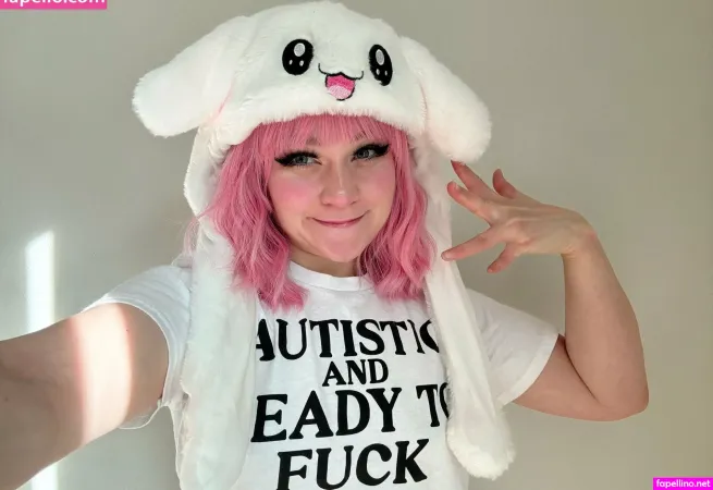 Trashchick69 OnlyFans Thumbnail #iBXzb1xLqi