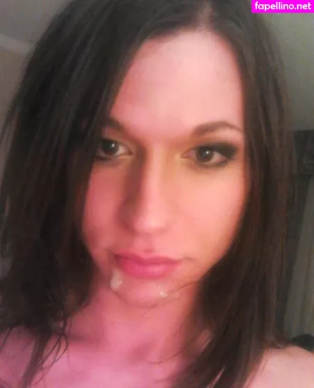Trashgirlthalia OnlyFans Thumbnail #7KpXQWXxxK