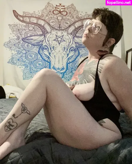 Trashpanda4lyfeyo OnlyFans Thumbnail #KlxfIITIYk