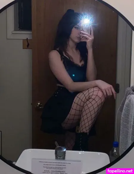 Trashpotatopie OnlyFans Thumbnail #H9r85JHKeX