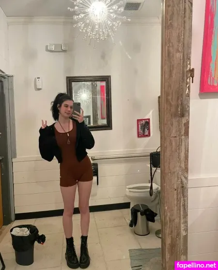 Trashpotatopie OnlyFans Thumbnail #PukJto3JsD