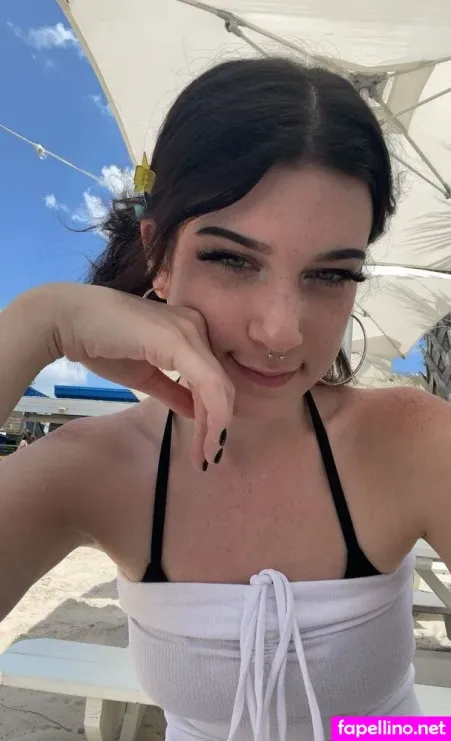 Trashpotatopie OnlyFans Thumbnail #UYezReHpCA