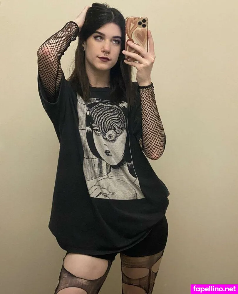 Trashedpotatopie, trashpotatopie, wholepotato Nude Leaked OnlyFans Photo #dWd8HNcZh8