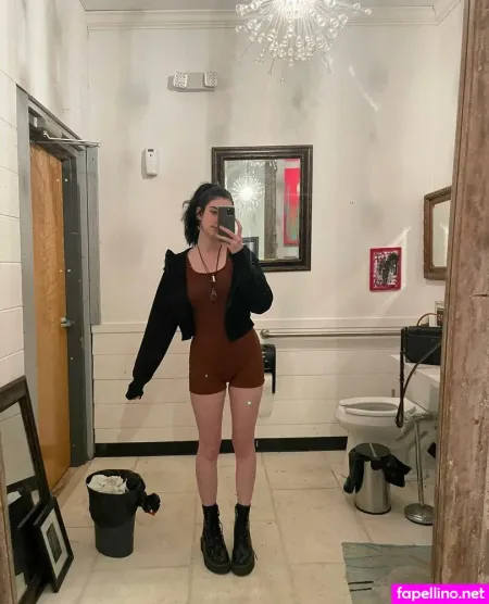 Trashpotatopie OnlyFans Thumbnail #r74xkAUEdg