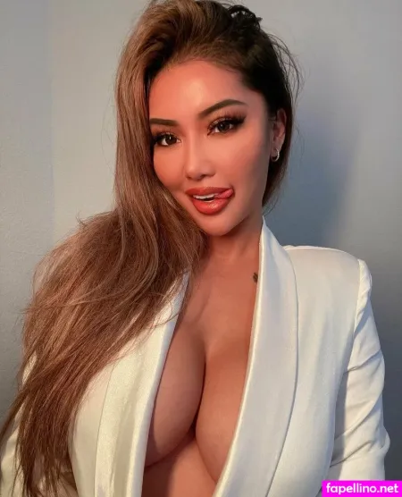 Travee OnlyFans Thumbnail #9gc6SuBMxy