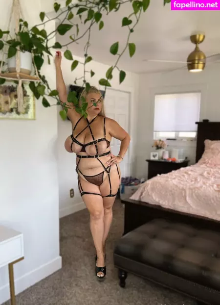 Travelinghoppy 2 OnlyFans Thumbnail #GsSGDIEvJo