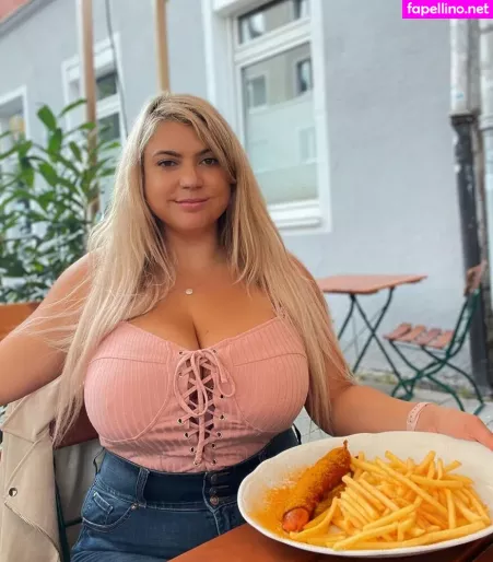 Travelling Hoppy OnlyFans Thumbnail #8TQQ0LJzuK