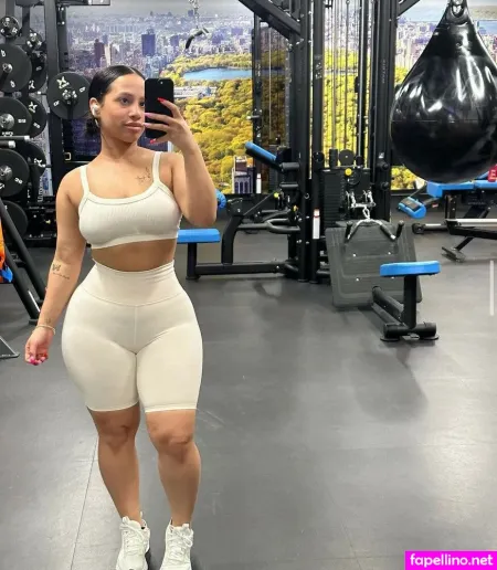 Trealcc21 OnlyFans Thumbnail #0hPm90wapx