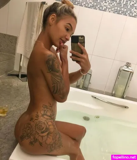 Trem Barbie OnlyFans Thumbnail #vaqPjlPmpM