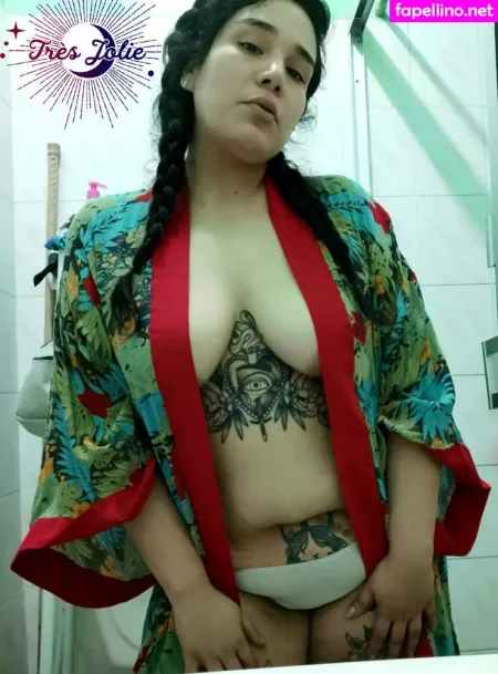 Tresjoliepinup OnlyFans Thumbnail #HQxUFcDZWt