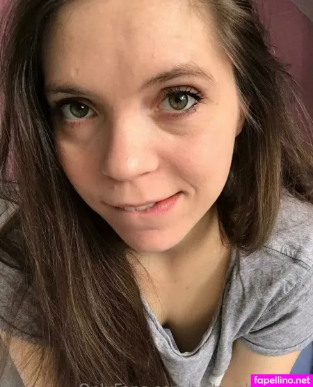 Treta Ghunberg OnlyFans Thumbnail #y77o8IayRv