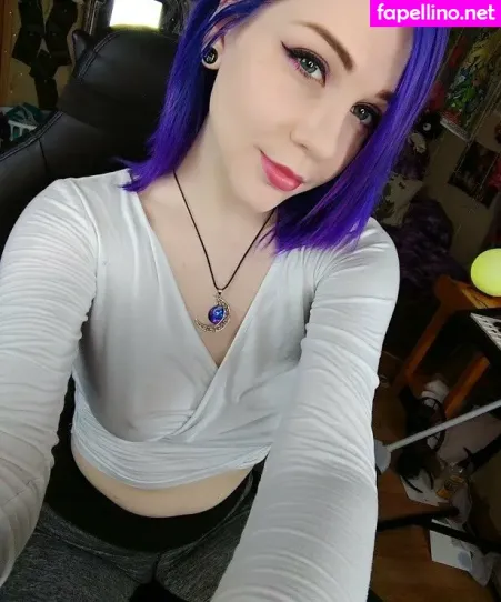 Tricky Nymph 1 OnlyFans Thumbnail #3yVctXUCue