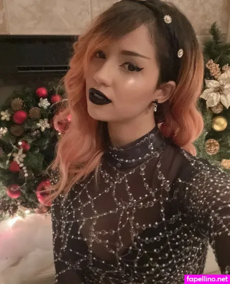 Trickywi OnlyFans Thumbnail #KoAXt8KKl0