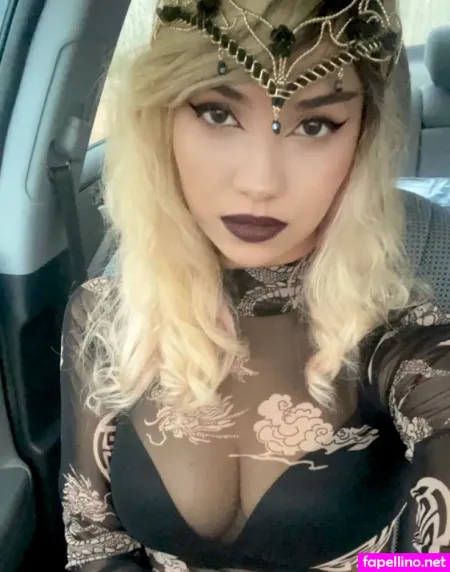 Trickywi OnlyFans Thumbnail #XV6baqkVUD