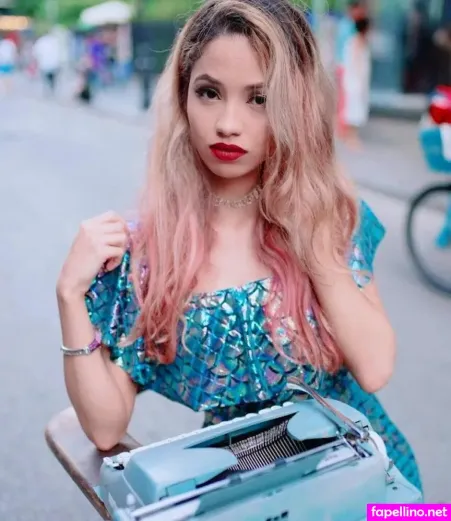 Trickywi OnlyFans Thumbnail #bOVHXUhSV1