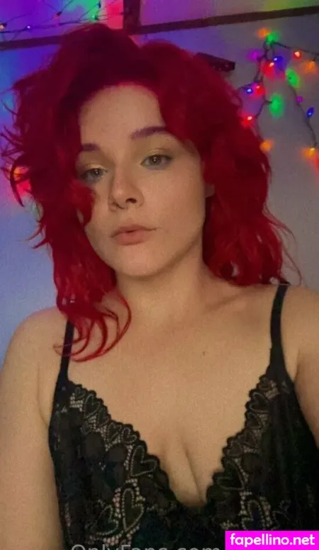 Triippylilhippie OnlyFans Thumbnail #tOTJy2bfbh