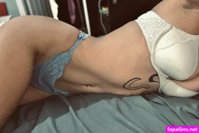 Trinholmes OnlyFans Thumbnail #shcg8ePgL0