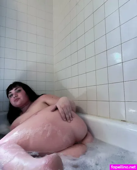 Trinitiddie OnlyFans Thumbnail #R9NnikTvJB