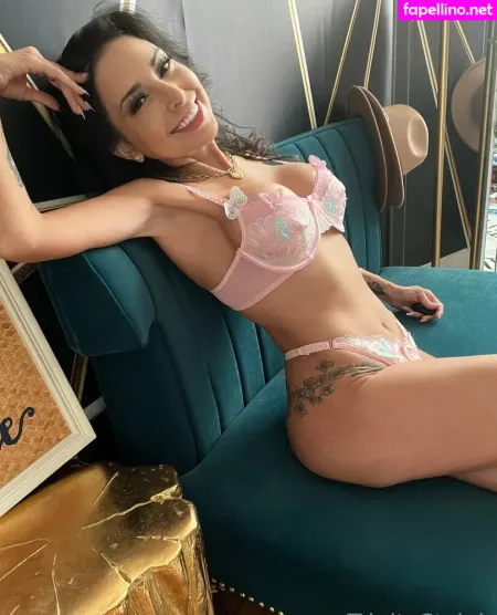 Trinitystclair OnlyFans Thumbnail #3xk5K0e9h4