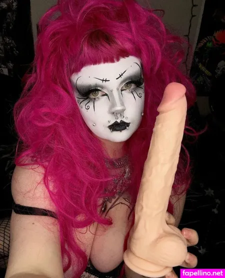 Trinstittchesfree OnlyFans Thumbnail #b3PckIQKN9