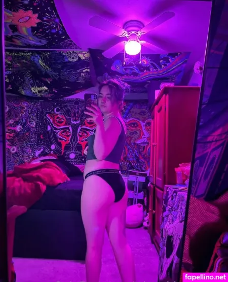 Trippyhippydippy OnlyFans Thumbnail #1HPJUncL49