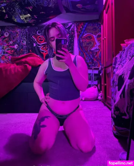 Trippyhippydippy OnlyFans Thumbnail #oAVRVIotZV