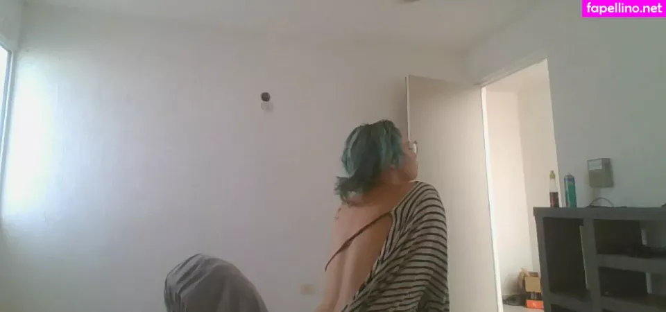 Trippylittlehippi OnlyFans Thumbnail #Vvuq0n4qre