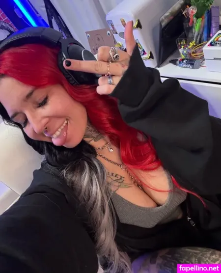 Trippylyd 2 OnlyFans Thumbnail #4yVIe0nEET