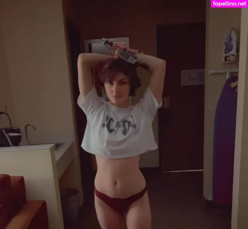 Trippyyjellyfish OnlyFans Thumbnail #2X8tAKk65R