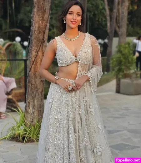 Triptii Dimri OnlyFans Thumbnail #QKdeFo1v2E