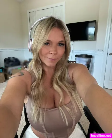 Trisberrybliss OnlyFans Thumbnail #aQYxk9M9j2