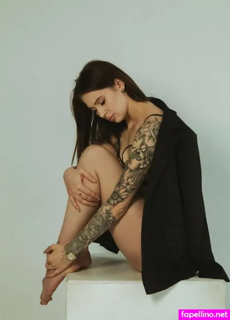 Trishaschneider OnlyFans Thumbnail #EZkNWg7qLo
