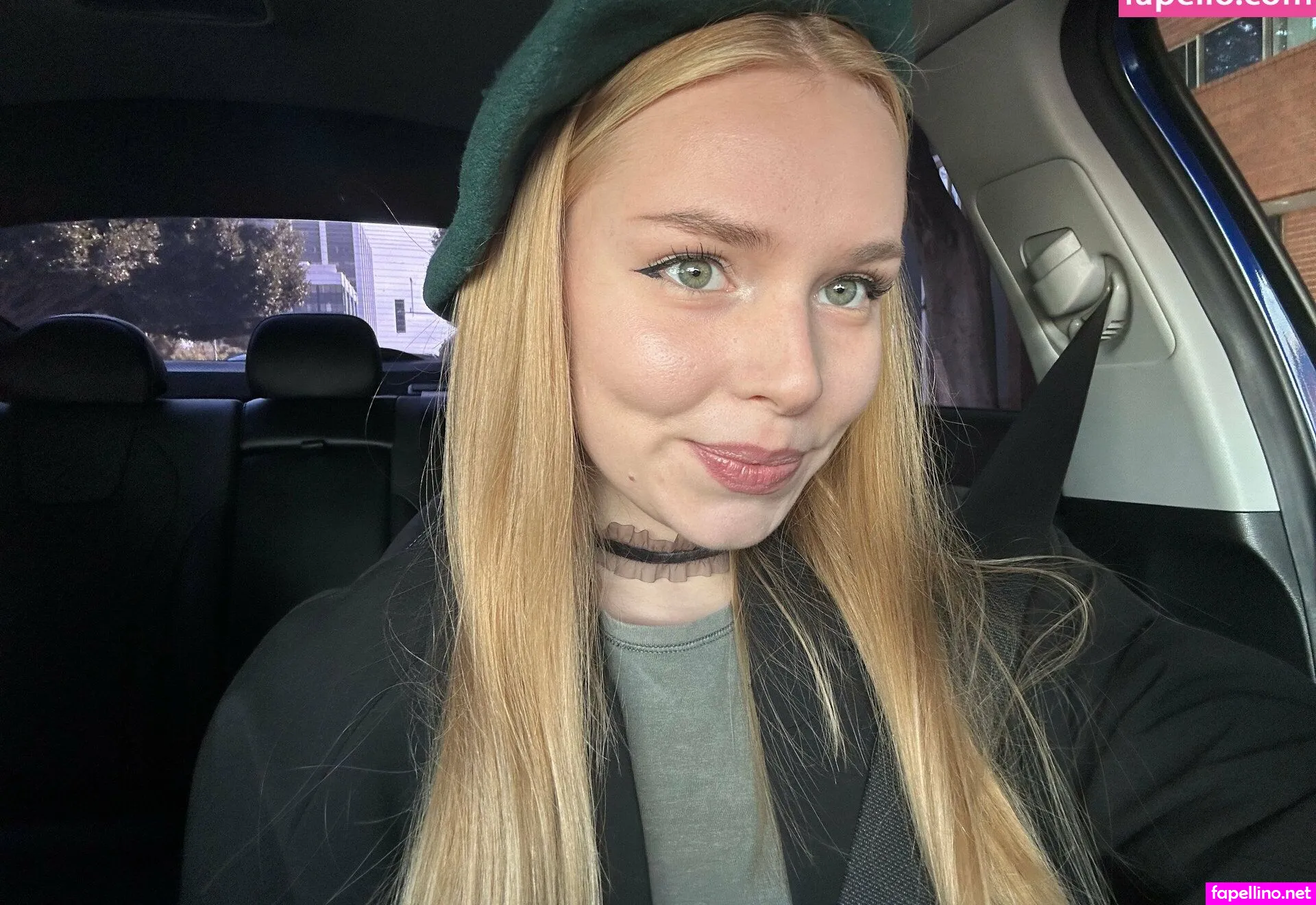 Redlyschnorr246, triss_kiss1, trissbliss Nude Leaked OnlyFans Photo #MN8U3haDfZ