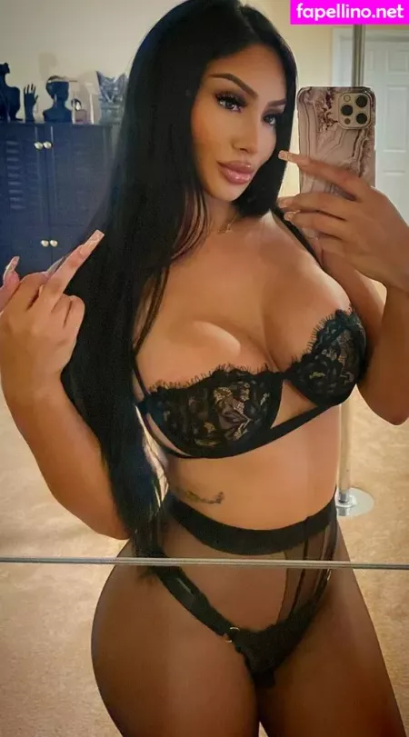 Trixie Banks OnlyFans Thumbnail #9zrATVc4sZ
