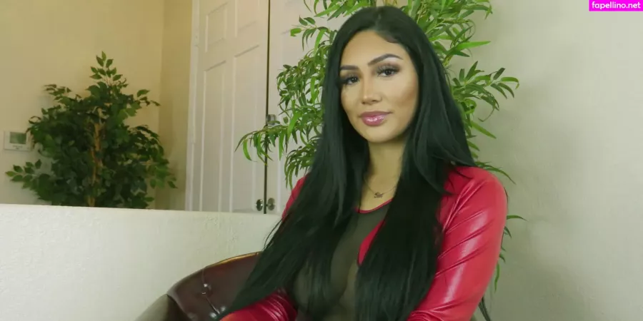 Trixie Banks OnlyFans Thumbnail #nsSCiwEYtH