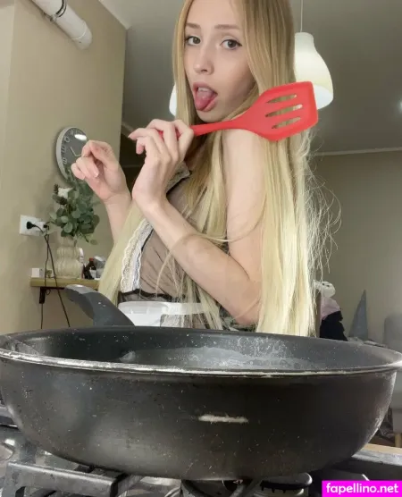 Trixie Ts OnlyFans Thumbnail #KZFUZWbQTb