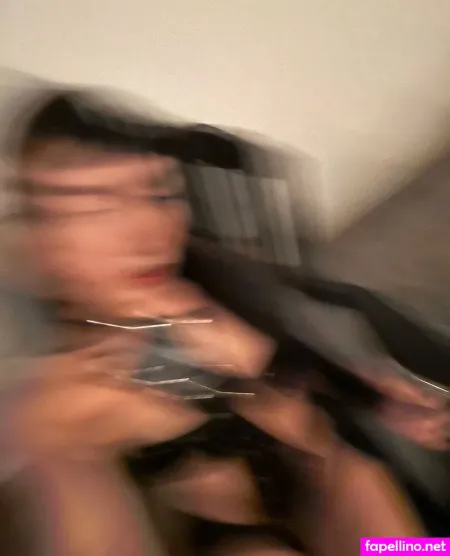 Trixilandia OnlyFans Thumbnail #1zzm6r1nME