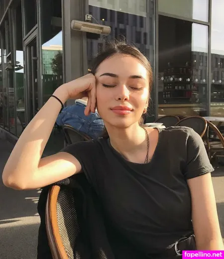 Trk Su Demirel OnlyFans Thumbnail #bJT1rYkPO4