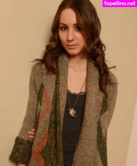 Troian Bellisario OnlyFans Thumbnail #U9FcYUxXKg