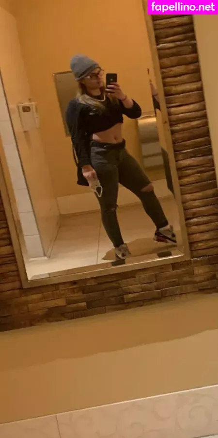 Trophygirlfriendk OnlyFans Thumbnail #JTYsYzOiR8