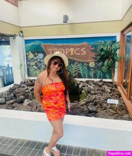 Tropical Island Girl 4 U OnlyFans Thumbnail #8YuXxQpQbt