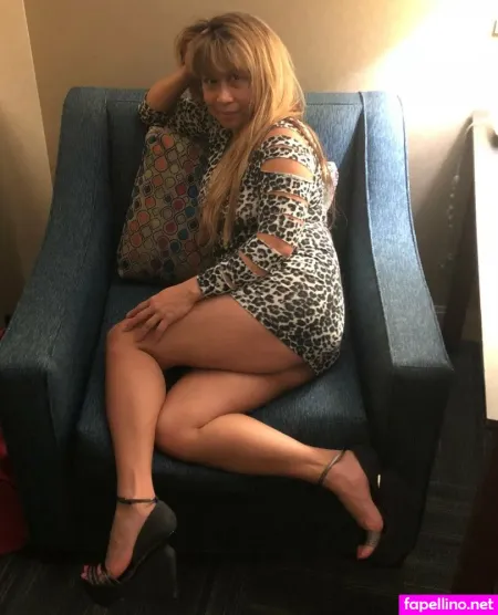 Tropical Island Girl 4 U OnlyFans Thumbnail #tu582w6H3U