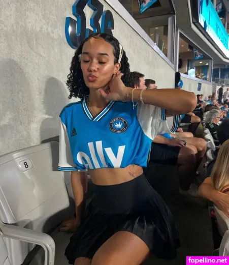 Tropicalkurls OnlyFans Thumbnail #Szv3l9eu04