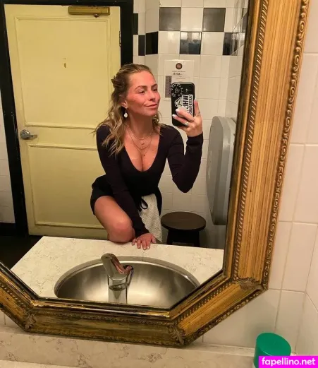 Tropicalrosie OnlyFans Thumbnail #IfBNLHYK44